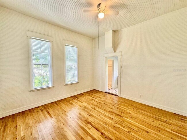 Building Photo - 2708 N 19th St