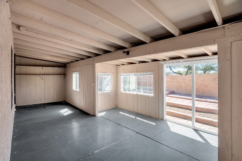 Building Photo - 6198 S Avenida Du Printemps