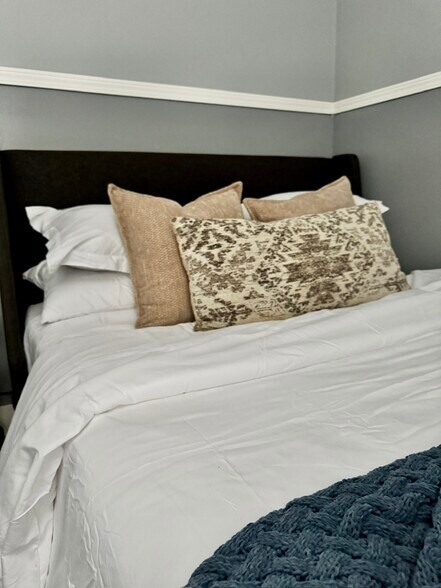 Building Photo - 53 1st St