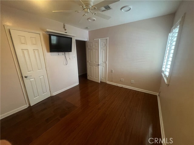 Building Photo - 236 S Tustin St
