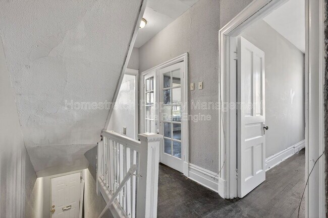 Building Photo - 2100 Adelaide Ave