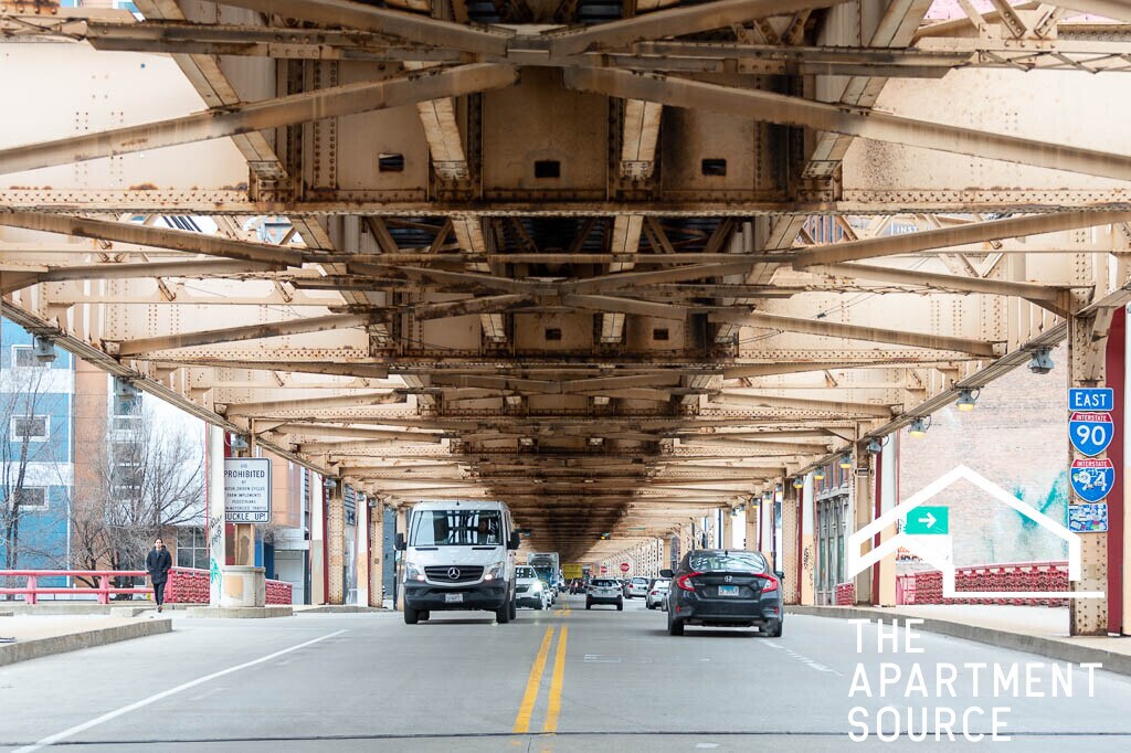 Building Photo - 353 N Desplaines St