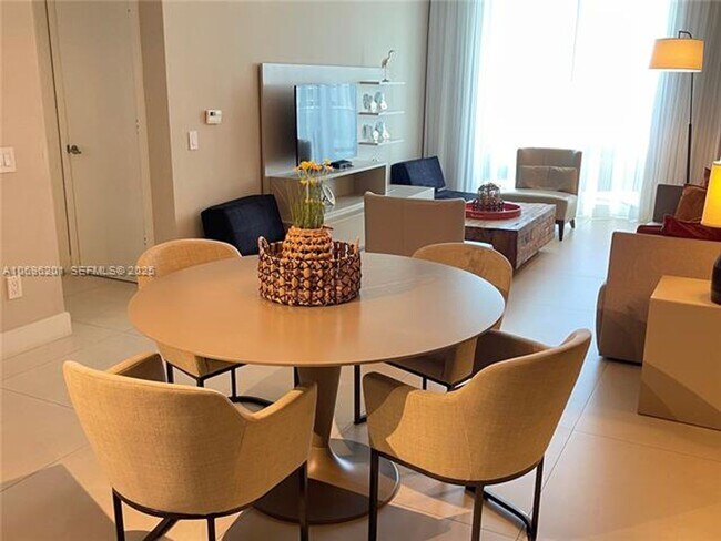 Building Photo - 4111 S Ocean Dr