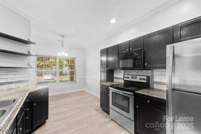 Building Photo - 2476 Ryerson Ct