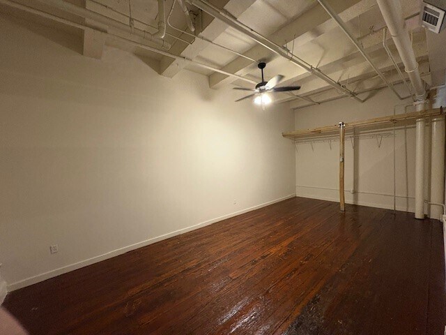 Building Photo - 101 Crawford St