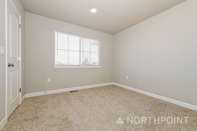 Building Photo - 3 BR/2.5BA | Newly Renovated Single Family Home | 1-Car Covered Parking | Great backyard!