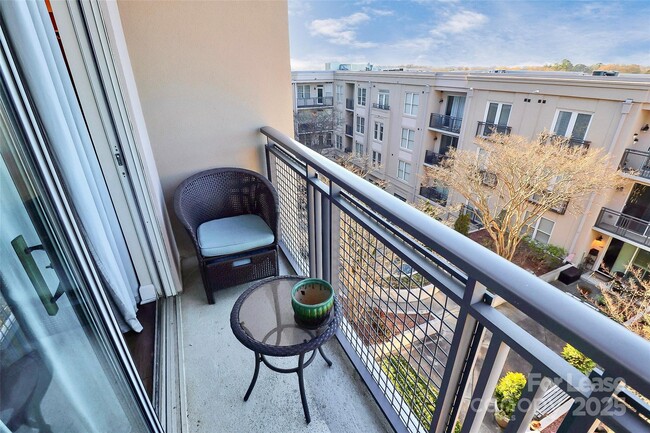 Building Photo - 1315 East Blvd