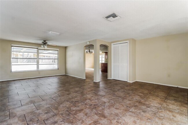 Building Photo - 9636 Mark Twain Ln