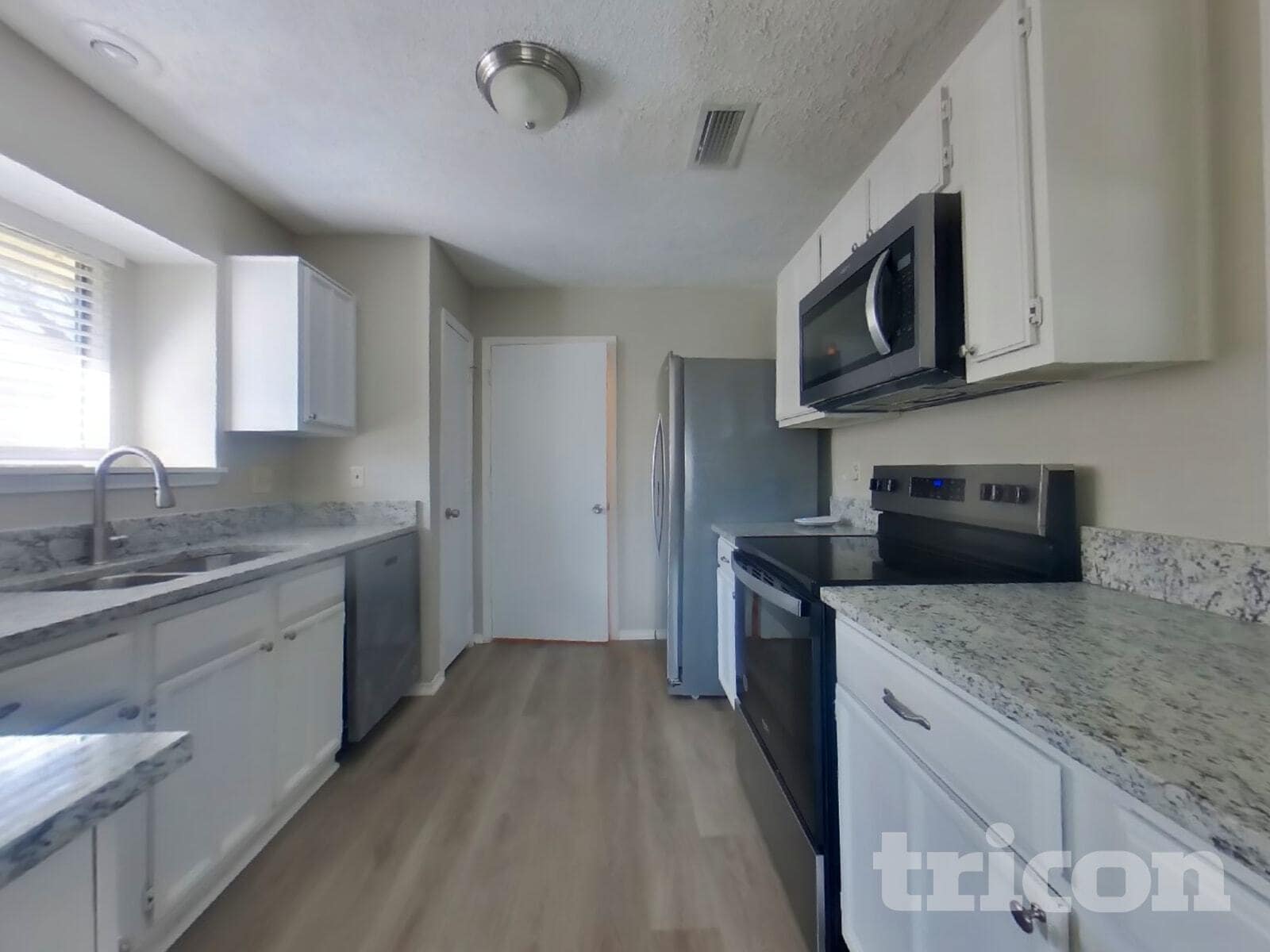 Building Photo - 2645 Danberry Ln