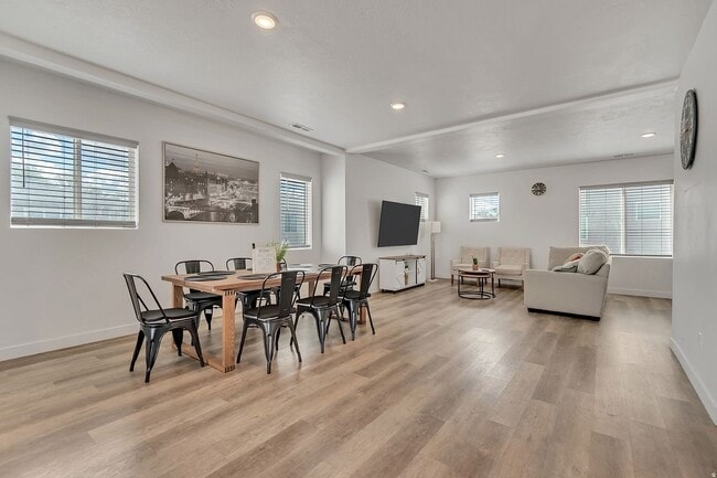 Building Photo - 5502 Victory Lap Ct