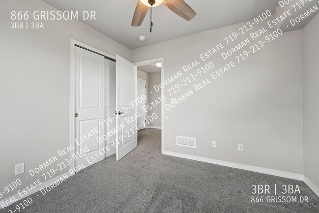 Building Photo - 866 Grissom Dr.