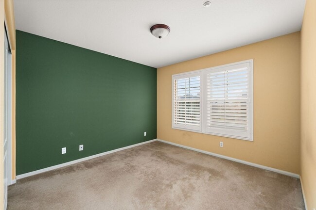 Building Photo - 14964 Pepperdine Dr