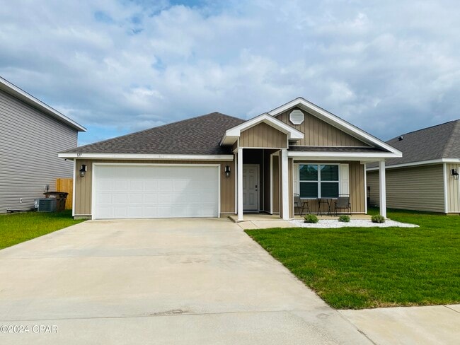 Primary Photo - 127 Tiller Dr