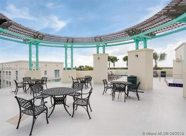 Building Photo - 7265 SW 89th St