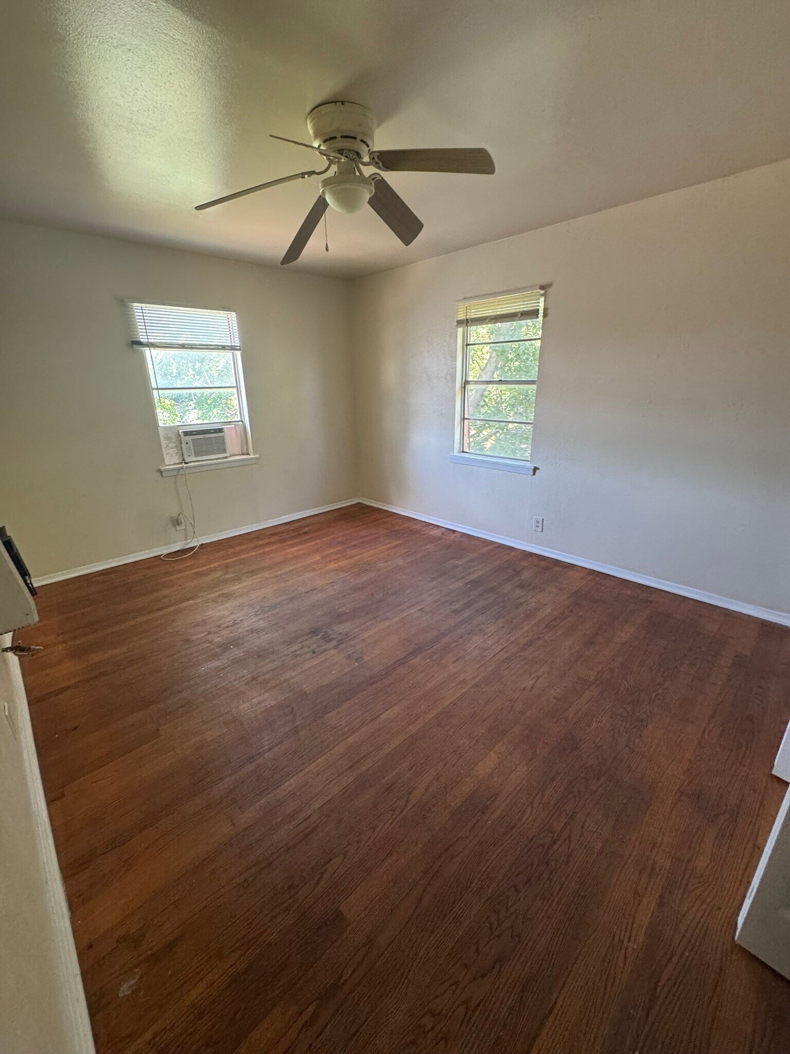 Building Photo - 1108 Neff St