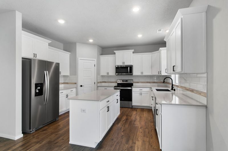 Building Photo - 12413 E Dickens Ln