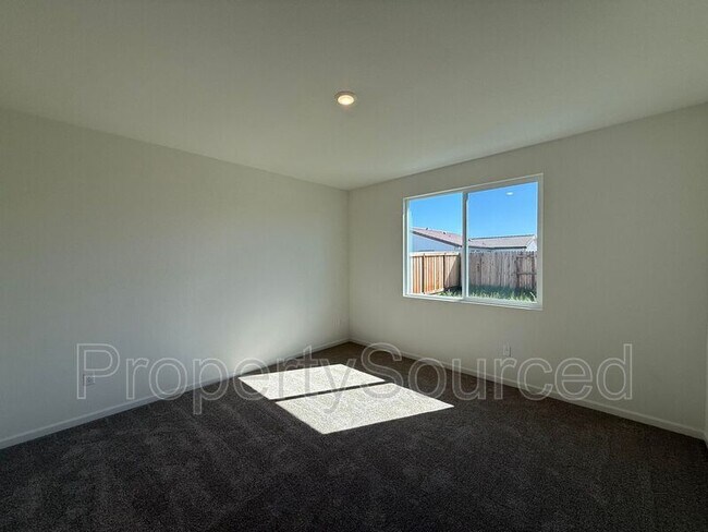 Building Photo - 2454 Cortese St