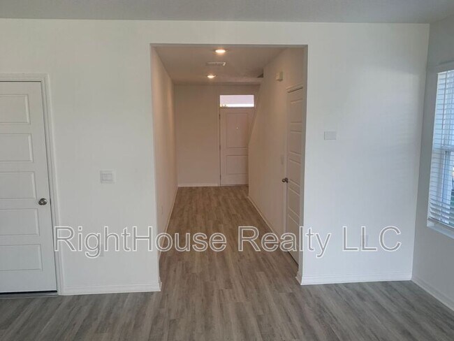 Building Photo - 3425 Nettle Loop