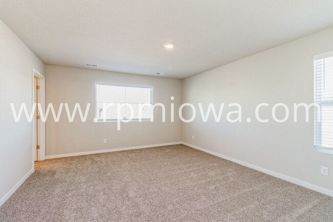 Building Photo - PRAIRIE TRAIL HOME!! 4 Bedroom, 3 Bathroom in Ankeny