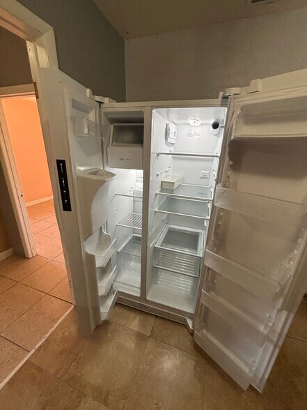 Building Photo - 6755 19th St N