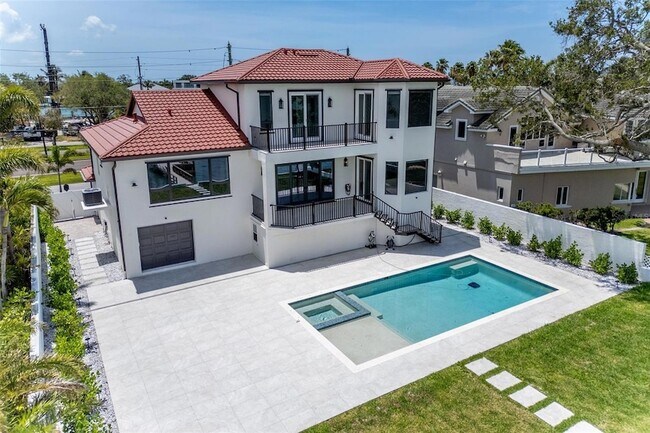 Building Photo - 4 Paradise Ln