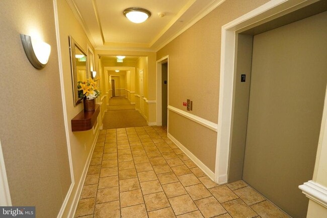 Building Photo - 2115 Ganton Green