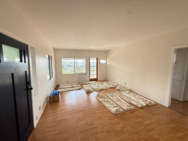 Building Photo - 5426 Ebey Ave