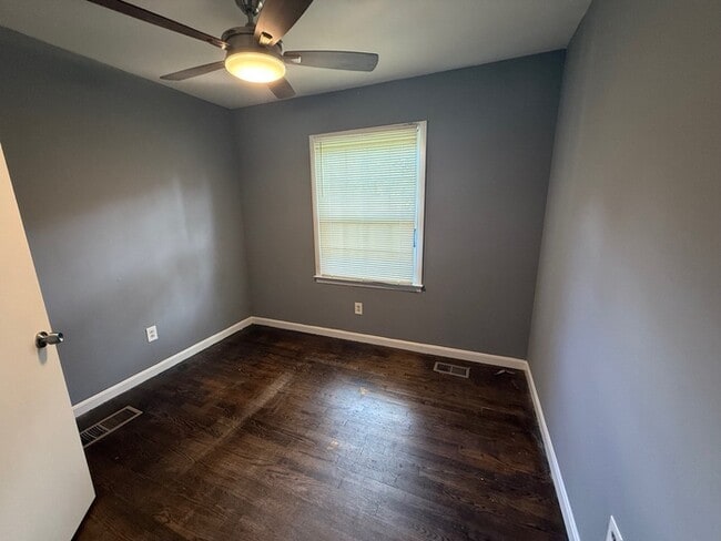 Building Photo - 2879 Argyle Dr NW