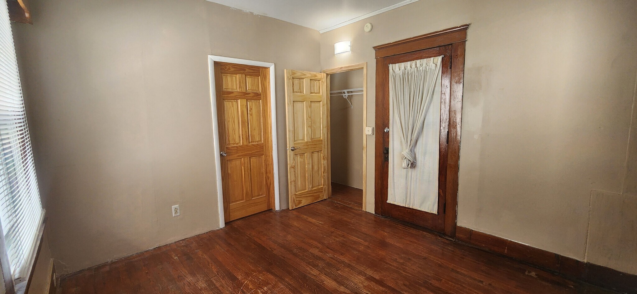 Building Photo - 414 Perrin St