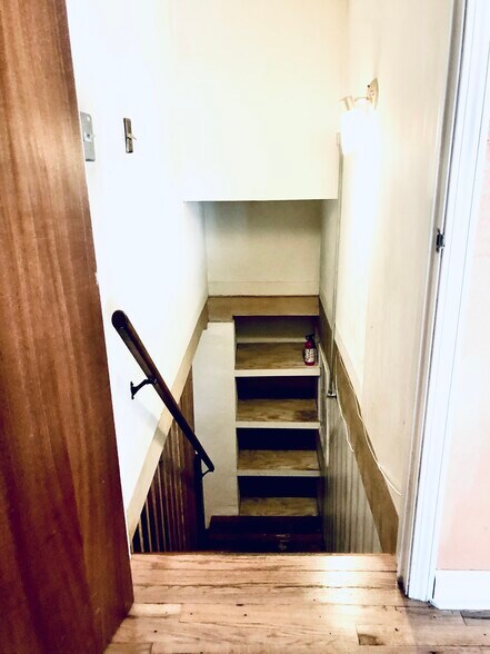 Building Photo - 705 Morningside Dr