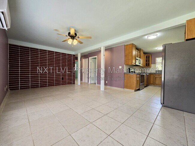 Building Photo - 69 E Mariana Ave