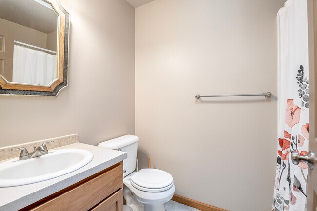 Building Photo - 15815 Yelm Terra Way SE