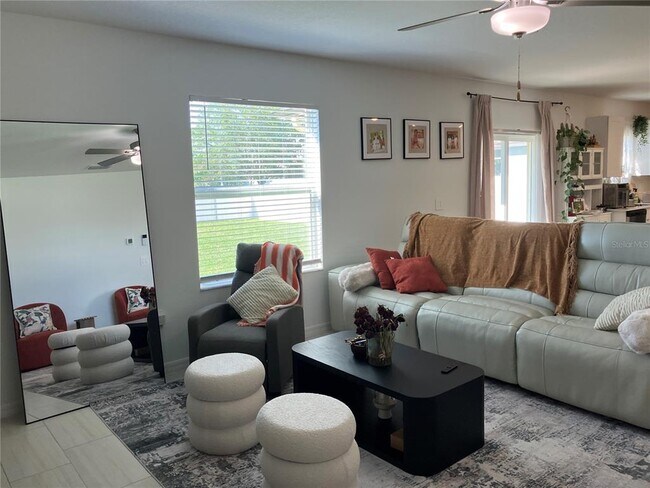 Building Photo - 13259 Palmerston Rd