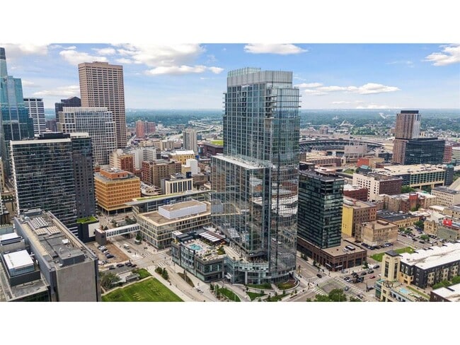 Building Photo - 255 Hennepin Ave