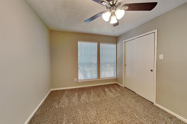 Building Photo - 14511 Cypress Falls Dr