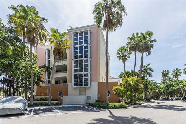 Building Photo - 731 Crandon Blvd