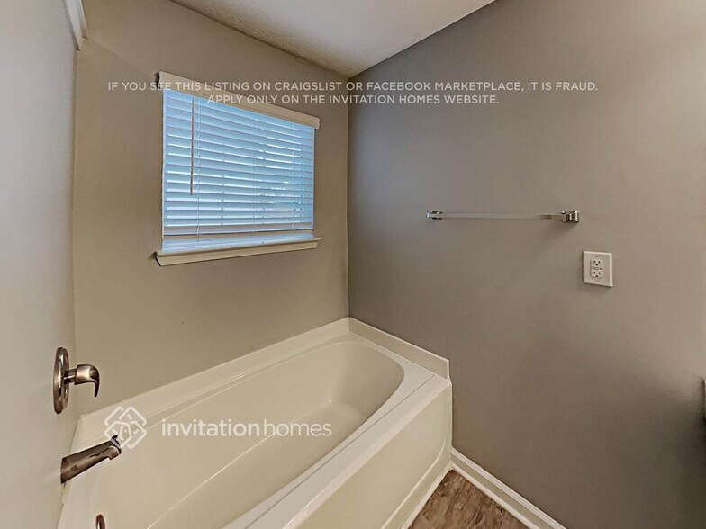 Building Photo - 532 Gables Ct