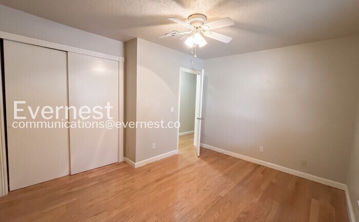 Building Photo - 12322 Flaxen Dr