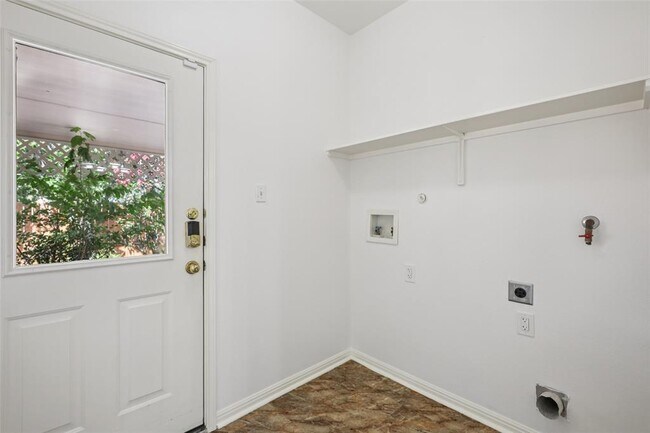 Building Photo - 11736 Dunfries Ln