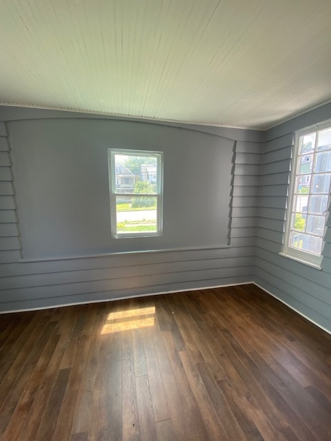 Building Photo - 2411 E Genesee St