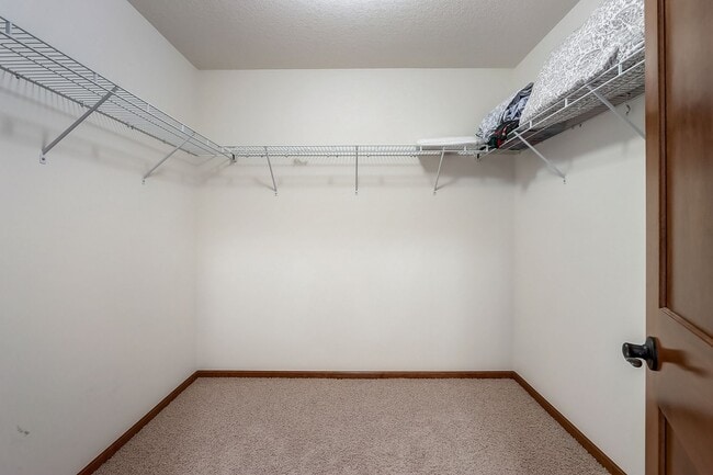 Building Photo - 17116 72nd Pl N