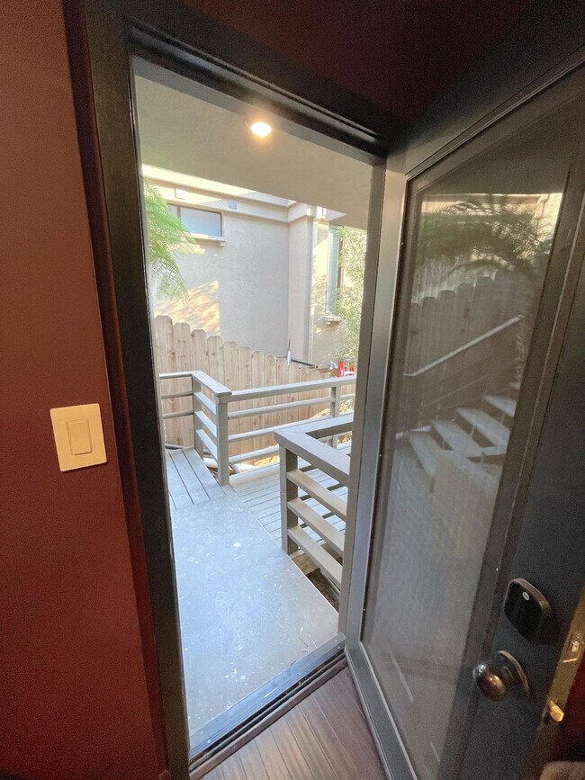 Building Photo - 22 Gravatt Dr