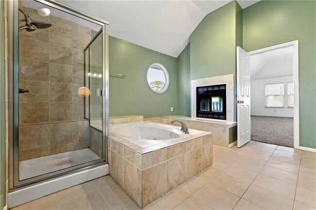 Building Photo - 3744 Misty Wood Dr N W