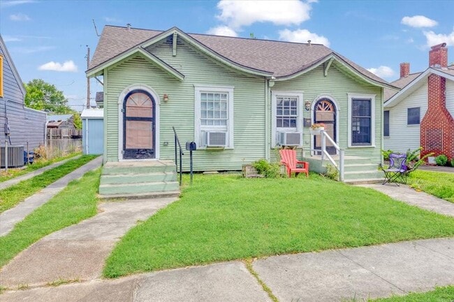 Primary Photo - 1019 Key St