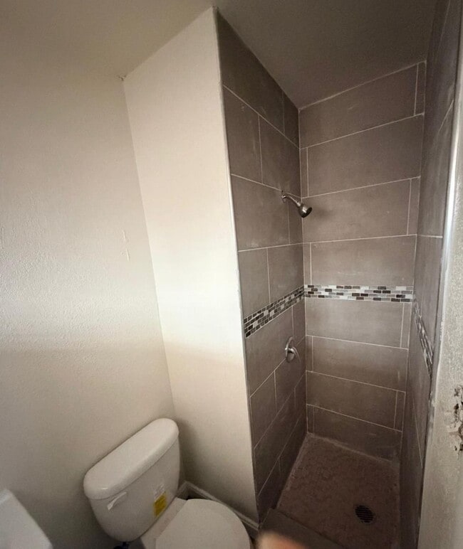 Building Photo - 5629 W Lincoln Creek Dr