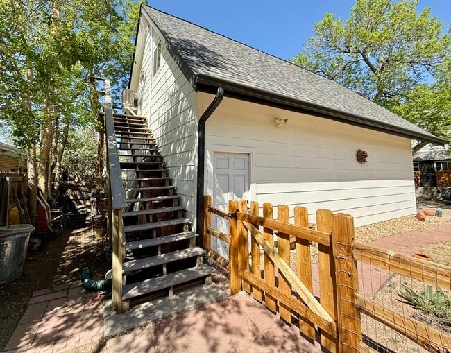 Building Photo - 3401 Fenton St