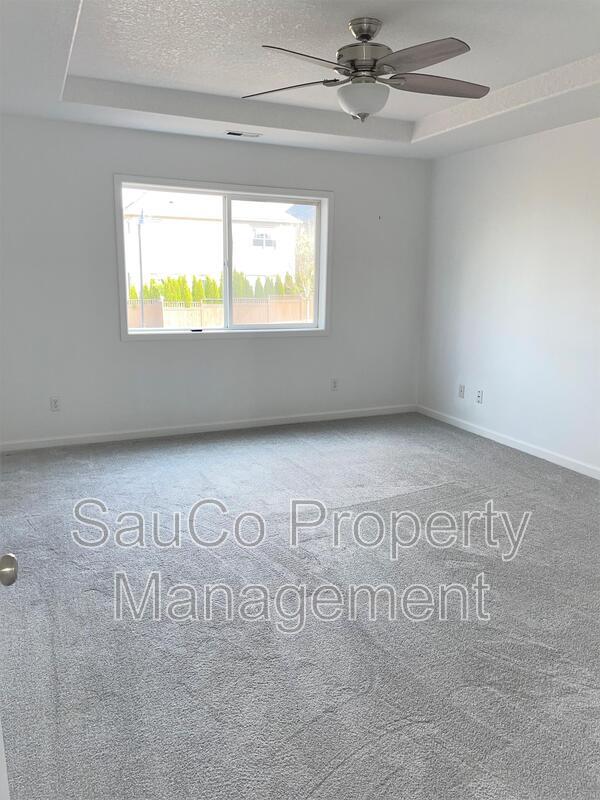 Building Photo - 15239 NW Nightshade Dr