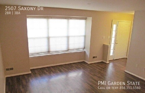 Building Photo - 2507 Saxony Dr