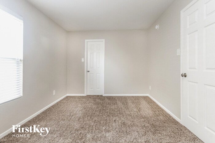 Building Photo - 8419 Burket Way