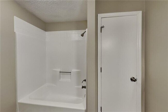 Building Photo - 3408 Spinnaker Way